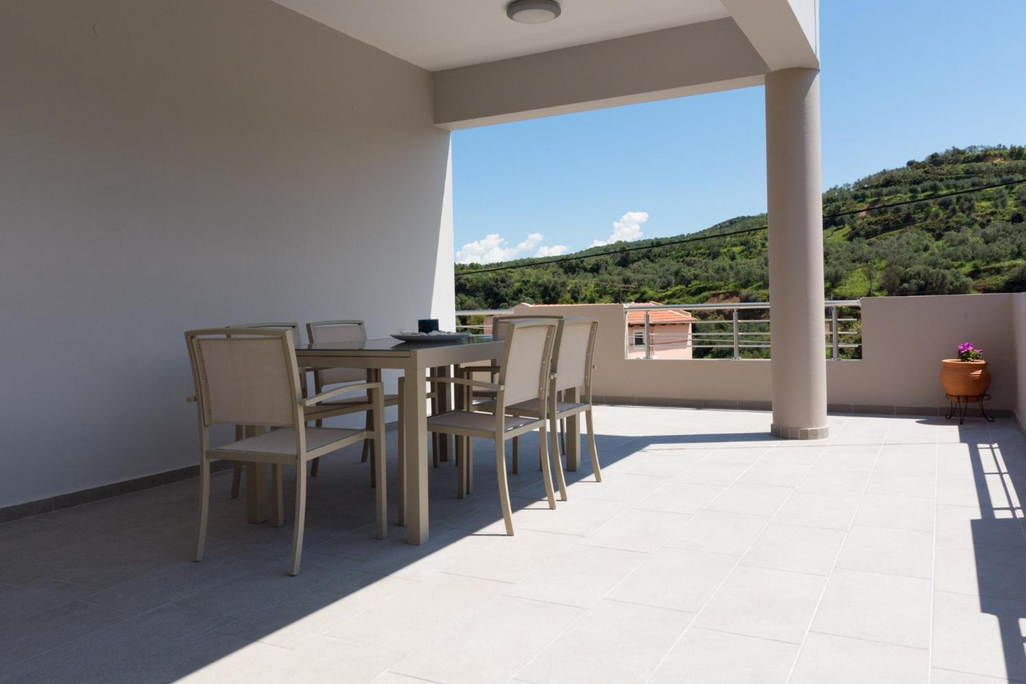 Апартаменты Liofyto House Private Garden Платаньяс Экстерьер фото