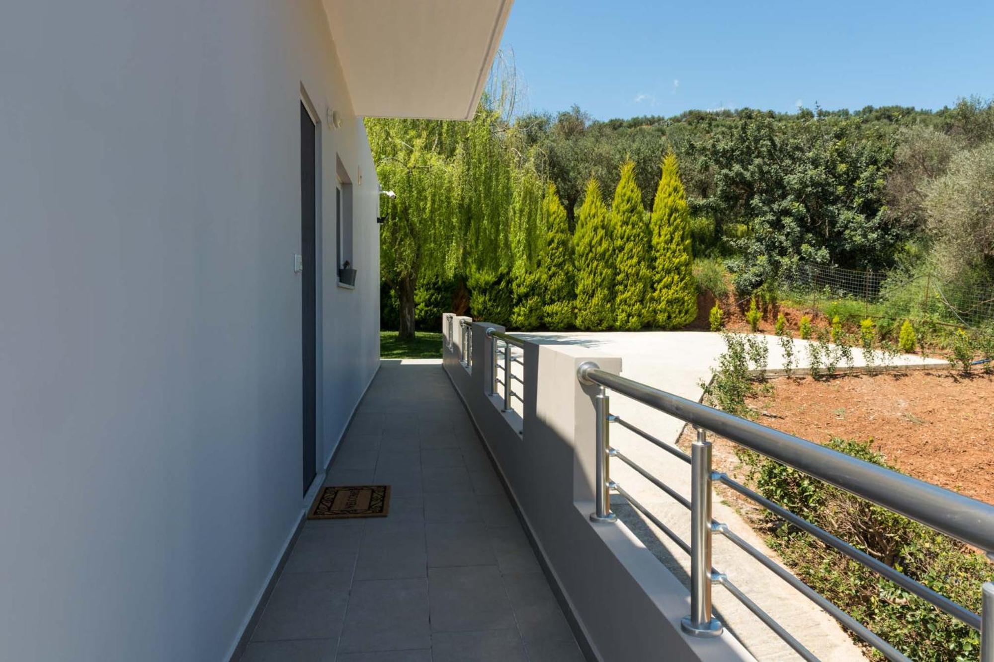 Апартаменты Liofyto House Private Garden Платаньяс Экстерьер фото